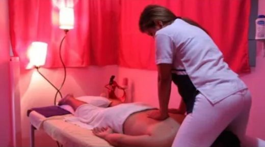 اعتقال فتاتين و صاحبة SPA متورطين في الفساد و الدعارة