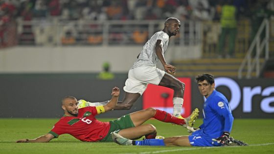 المنتخب المغربي يغادر منافسات “الكان” على يد جنوب افريقيا