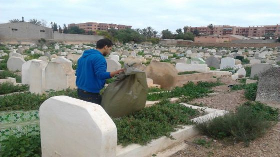 هادشي خطير : دفنوا رضيع مقطع طريفات و السلطات جبدوه من القبر و ها شنو واقع