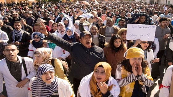 الأساتذة الموقوفون يستعيدون رواتبهم نهاية الشهر بعد اجتماع بين الوزارة و النقابات