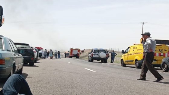 قبل المغرب ، إحتراق شاحنة صهريجية يوقف حركة السير بالطريق السيار