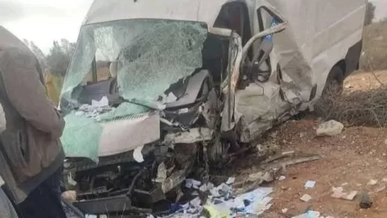 فاجعة هاد الصباح : كسيدة خايبة بين طاكسي كبير و طوموبيل قتلات الشيفور و سيفطات كولشي بين الحياة و الموت للإنعاش