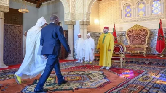 مرفوقا بالامير مولاي الحسن ، الملك محمد السادس يستقبل الولاة والعمال الجدد