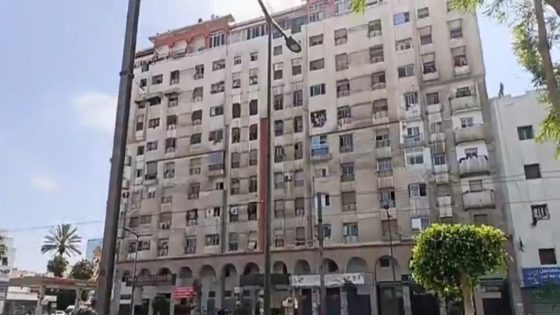 بعد ليلة ماجنة مع عشيقها ، شابة رمات راسها من الطابق التاسع و البوليس بداو لونكيط يعرفو الاسباب