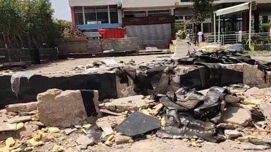 حضيوا راسكم شنو كاتاكلو : السلطات تهدم مطعمًا عُثر بداخله على لحوم فاسدة تُقدم للزبائن في اطباق الطواجن و الشوا و ها فين