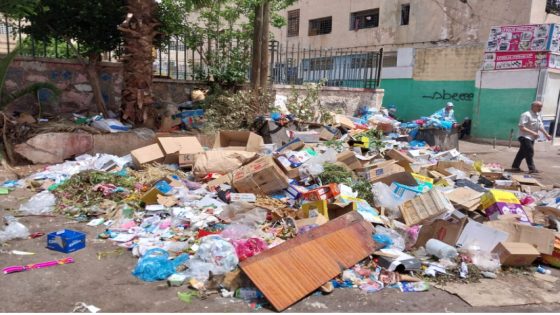 الأزبال تغزو شوارع فاس و مجلس جماعة فاس داير عين ميكة على ميكومار و SOS