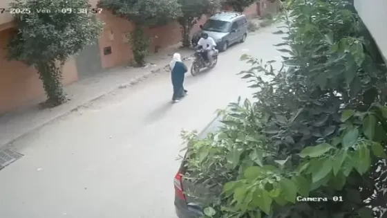 الشاب اللي بان في فيديو يسحل مسنة في الارض باش يسرقها دار حد لحياتو و انتا_حر داخل فيرما