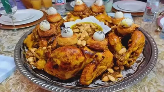واخا الاعراس قلال هاد الصيف و لكن ثمن الدجاج مازال محلق في 20 درهم للكيلو