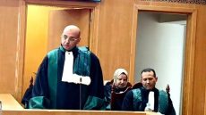 مشات الهيبة د السلطة و خاص وكيل الملك بمكناس يتحرك . . . مواطن يتحدى قرار الإغلاق ويعيد فتح أبواب صالة داخل قبو ممنوع الولوج للعموم