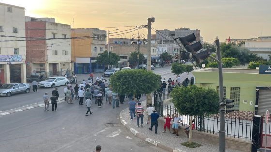 ساكنة قرية با محمد متفائلة بعد خطاب الملك: التنمية جاية والآمال كبيرة فبناء مستشفى القرب و مسيرة محتشمة خربقات الحسابات شي وحدين