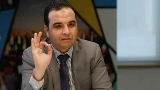 بسبب الكذوب ديالو ، مواطنون و جمعيات ا يرفعوا دعوى قضائية على الناطق الرسمي باسم الحكومة مصطفى بايتاس