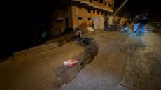 يا ربي السلامة . . . انهيار أرضي كاد أن يؤدي إلى كارثة في الأرواح