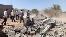 البناء العشوائي يطيح برجل سلطة من درجة قائد