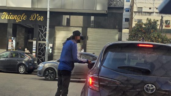 يستمر مسلسل فرض الزطاطة على السائقين من طرف أصحاب السوابق العدلية و باردين الكتاف بوسط فاس