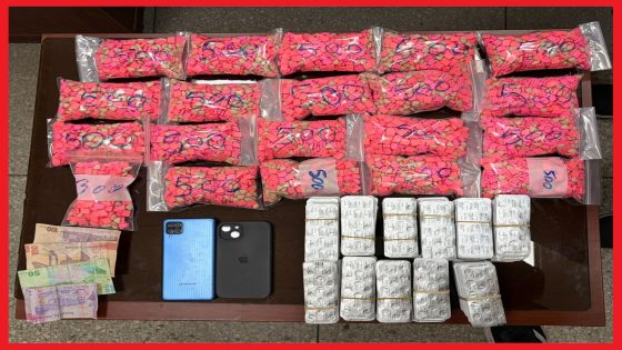 خدمة نقية دايرين البوليس د فاس بتنسيق مع الديستي . . .لابيجي وقفوا شاب عندو 20 عام كان أيغرق فاس بالقرقوبي و حجزو عندو كثر من 15 ألف حبة