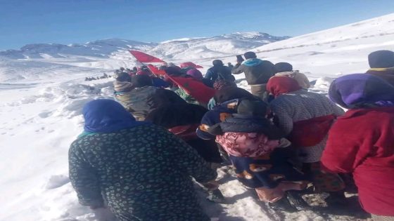 العيالات خرجو فمسيرة احتجاجية بسبب العزلة و حيت مخداوش حقهم من المساعدات