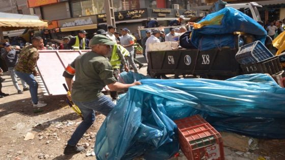 أيام قليلة قبل كأس إفريقيا، مزال ظاهرة “الفراشة” كتشوه شوارع فاس و مطالب بتدخل السلطات لإنقاذ ماء الوجه