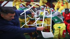 اعتقال 18 مشجعا سنغاليا و جزائري على إثر أحداث الشغب في نهائي الكاف