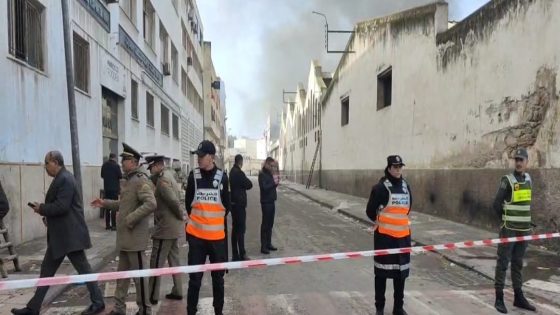 حريق مهول في الشركة المركزية للصيدلة في درب عمر يستنفر السلطات الأمنية