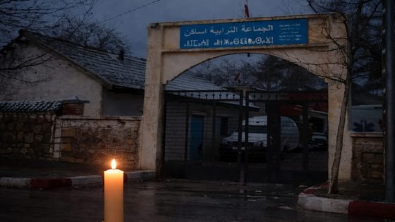 انقطاع الكهرباء يدخل جماعة إساكن في شلل شبه تام وسط صمت الشركة الجهوية