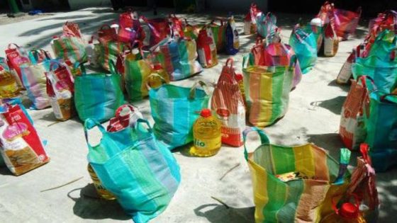 الداخلية سيفطات مذكرة للولاة و العمال باش يراقبو الجمعيات اللِّي باغة توزع قفف رمضان