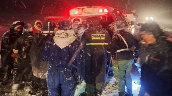 ياربي السلامة.. 3 مراهقين من فاس كانوا مسافرين فدراجة نارية لإفران داروا كسيدة خايبة، بنت ماتت والآخرين في الإنعاش