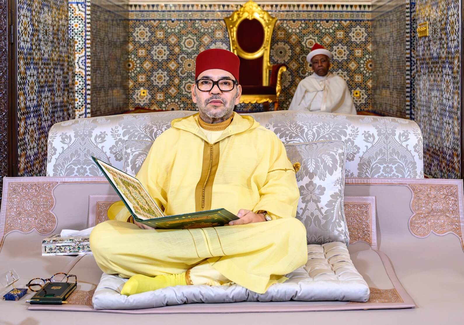 خديم الاعتاب الشريفة محمد الذهبي المدير العام للمصالح بجماعة فاس يهنئ جلالة الملك بمناسبة رمضان الابرك 1447