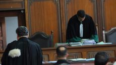 مول محل القمار ديال جنان الورد بفاس فركع الرمانة وجر معاه 5 د البوليس كانو كيدعموه