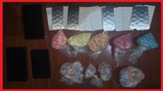 ضربة معلم : الديستي تقود البوليس د مكناس لتوقيف شخصين و معاهم كمية كبيرة د الحبوب المهلوسة