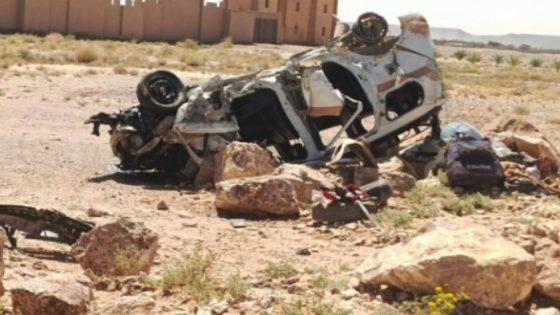 فاجعة طرقية تودي بحياة 3 د الأشخاص ف انقلاب طاكسي كبير