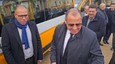 رئيس جماعة عين الشقف كمال العفو طلب من الموظفين إرجاع سيارات المصلحة لمرآب الجماعة بعد الخدمة لترشيد استهلاك المازوط