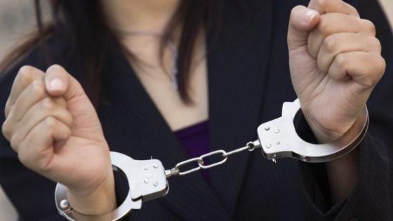 عام و نص ديال الحبس لطبيبة عسكرية وهمية نصبات على شابات ففلوس صحيحة