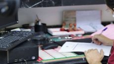 متابعة 5 موظفين جماعيين فتوثيق عقود غير قانونية ديال السكن العشوائي