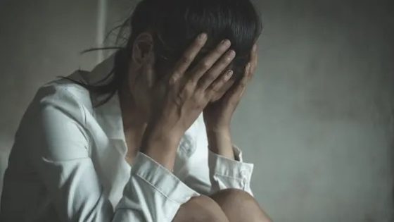 اغت_صاب وهمي كيورط قاصر.. فقدات العذرية بسباب العادة السرية واتهمت ولد الجيران بلي تعدّى عليها