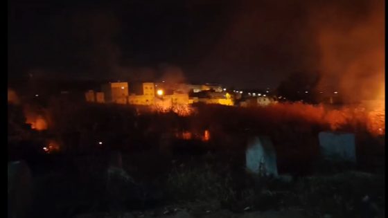 حـ.ـريق مهول تسبب فيه متشرد فحي عوينات الحجاج بفاس