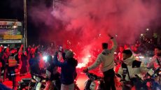 حتى طلع صباح.. رجال الأمن بفاس دارو ليلة بيضاء وسهروا على تأمين احتفالات التأهل التاريخي ديال الأسود