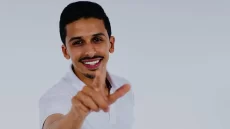 بعد البرلماني الغشاش اقشيبل، لجنة إقليمية تابعة لوزارة التربية الوطنية ضبطات الصحافي أشرف بلمودن و هو كايستعمل بورطابل فالنقيل