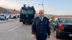 والي أمن تطوان محمد الوليدي ينزل إلى الميدان لمحاورة الشباب وإقناعهم بالعدول عن الحريك