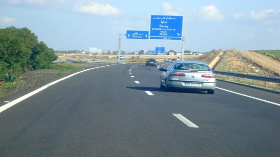 وزير التجهيز نزار بركة كيكشف علاش لوطوروت بين فاس وتازة ووجدة ديما فيها الأشغال