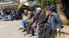 مطالب برلمانية بالرفع من معاشات صغار المتقاعدين المدنيين والعسكريين