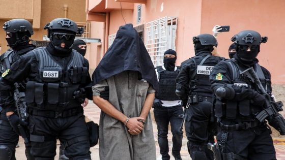 بوليس فاس طيحوا 4 أشخاص فأحياء مختلفة فالمدينة بشبهة التطرف