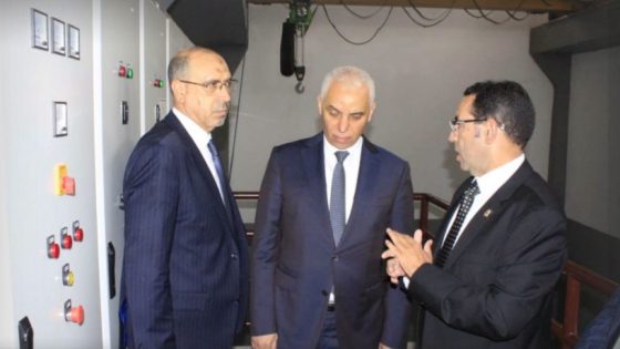 الوالي خالد آيت الطالب و محمد الشاوي المدير الجهوي ل SRM يدشنان مشروع تزويد جماعة أولاد الطيب بالماء الصالح للشرب