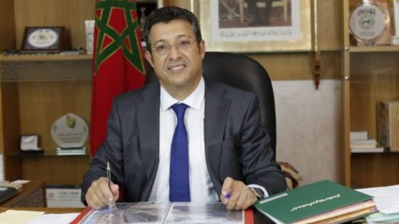 المغرب الفاسي بطل الموسم ، و عمدة فاس الفاشل تدبيريا عبد السلام البقالي باغي يركب على الموجة انه دعّم الفريق