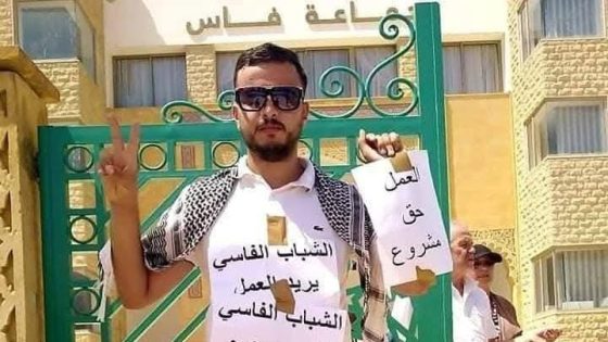 من بلاد المهجر . . . أيوب كرطيط يواصل معركة الدفاع عن فاس