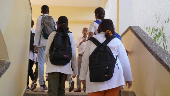 بسبب الرجوع للتوقيت القانوني.. وزارة التربية الوطنية تعدل مواقيت الدراسة