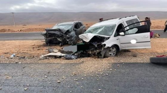 ياربي السلامة.. كسيدة خايبة بين طاكسي كبير و داسيا سالات بوفيات و إصابات