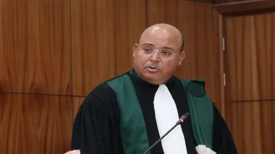 ناشط فايسبوكي في فاس شهّر ببوليسية بتصاورها حيث ما بغاتش تزوج به و وكيل الملك سيفطو الحبس